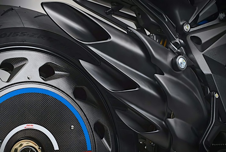 MV Agusta: New three-cylinder engine in the works - no engine sharing planned with KTM 63 MV Agusta Dragster RR SCS America Special Edition 29 1