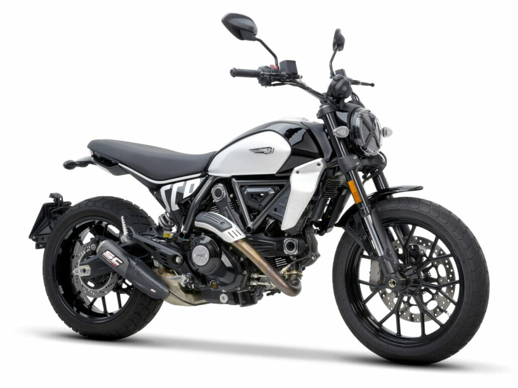 SC-Project unveils three new mufflers for the 2023 Ducati Scrambler 800. 28 23SC P06 Schalldaempfer fuer Ducati Scrambler 800 CR T