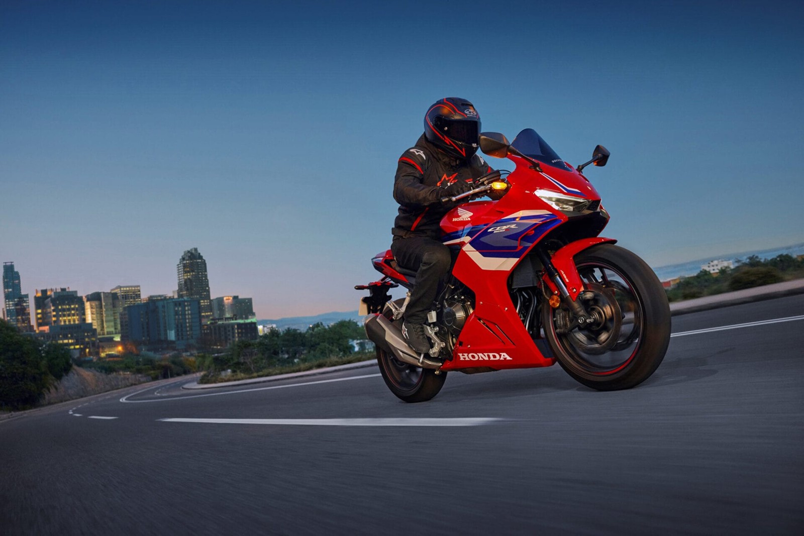 New CBR500R 2024: Sporty RR-style update with modern technology 25 Honda CBR500R 2024 61