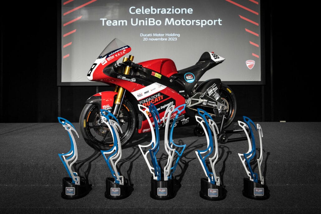 Team UniBo Motorsport und Ducati: Eine Erfolgsgeschichte bei der MotoStudent 2023 35 Team UniBo Motorsport und Ducati 1