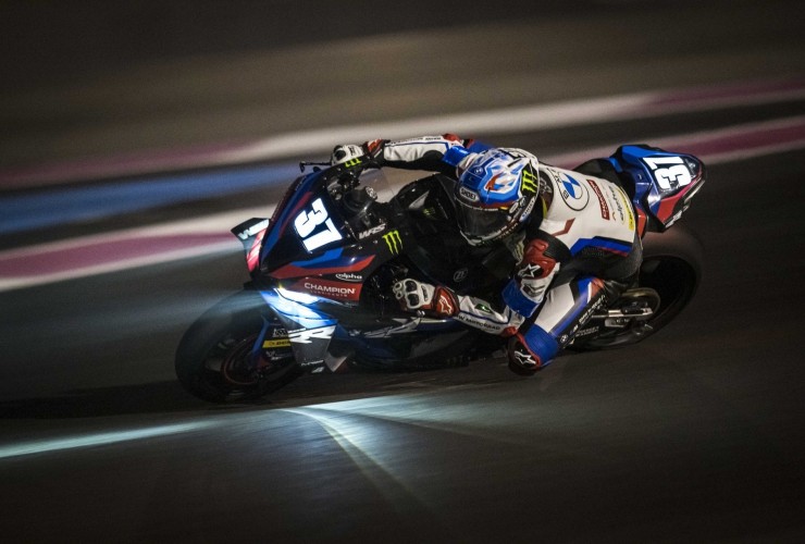 BMW Motorrad in the EWC: New season, proven team and exciting newcomer 27 P90521690 highRes le castellet fra 14t