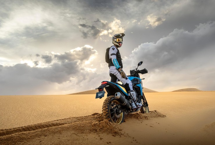 Off to new adventures: The revised Yamaha Ténéré 700 and Ténéré 700 Rally for 2025 75 2025 YAM XTZ700SPR EU SYB STA 002 03 preview 1