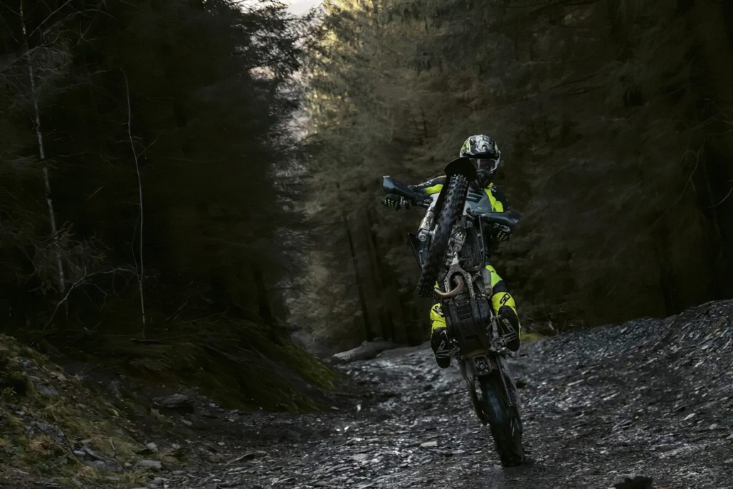 Triumph TF 250 und TF 450 Enduro 1 1