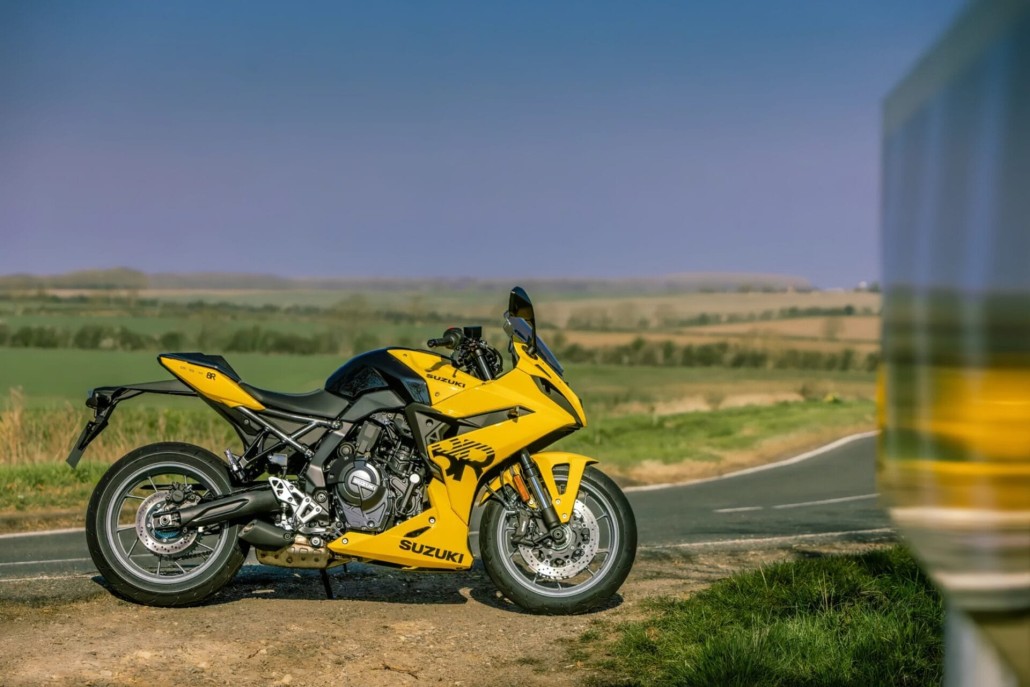 Suzuki GSX 8R Kiiro 2 1