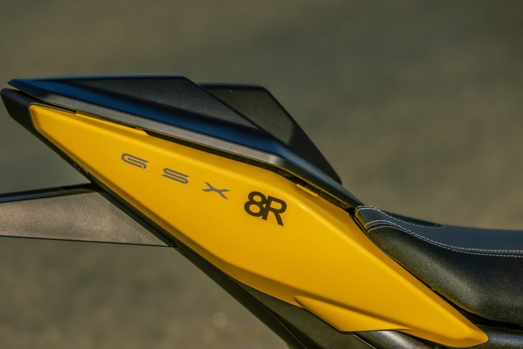 Suzuki GSX 8R Kiiro 3 1