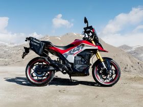 Ultraviolette präsentiert Innovationen auf der EICMA 2025: X-47 mit Radar, neue Modelle und Carbonfaserhelm mit Konnektivität 53 ULTRAVIOLETTE X 47 1