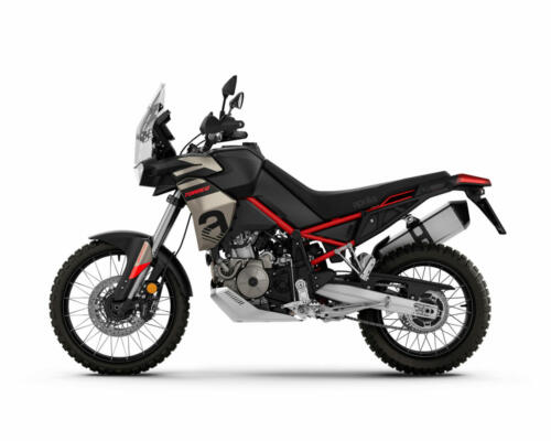 03 - Aprilia Tuareg Canyon Sand