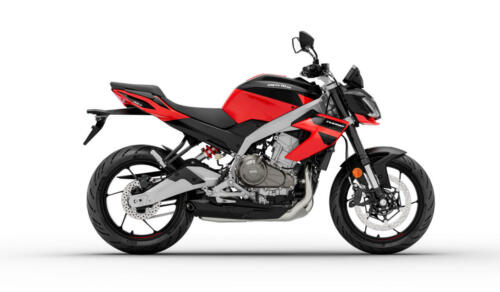 04 Aprilia_Tuono-457_Piranha-Red
