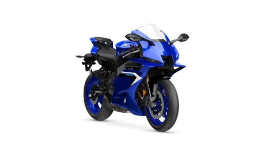 2025_YAM_YZF900R9_EU_DPBMC_360_035_03_preview_1