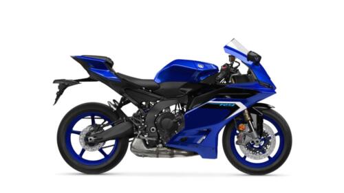 2025_YAM_YZF900R9_EU_DPBMC_STU_002_03_preview_1