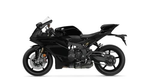 2025_YAM_YZF900R9_EU_MDNM6_STU_004_03_preview_1