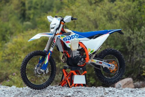 707485_MY26-KTM-450-EXC-F-6DAYS_KTM EXC 6DAYS_STATIC