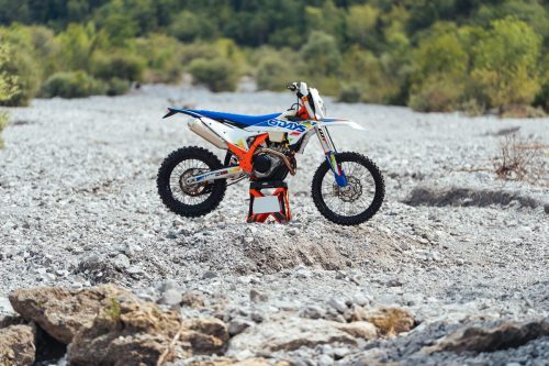 707984_MY26-KTM-450-EXC-F-6DAYS_KTM EXC 6DAYS_STATIC
