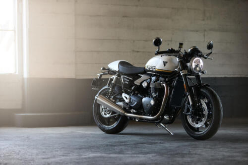ACC_SpeedTwin1200_MY25_CW4I3185_GE