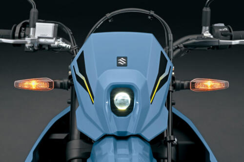 DR-Z400SMRLM5_Front_turn_signal_ON