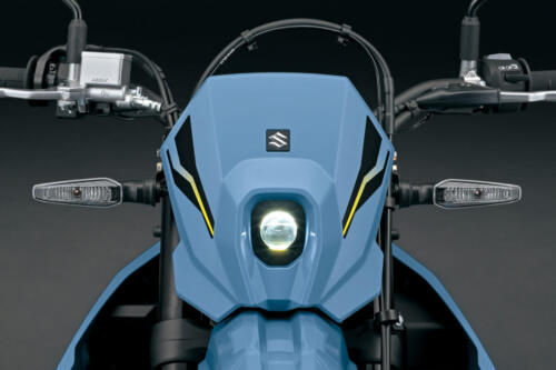 DR-Z400SMRLM5_Low_beam_ON