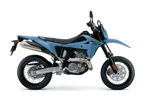 DR-Z400SMRLM5_Q1T_Rside