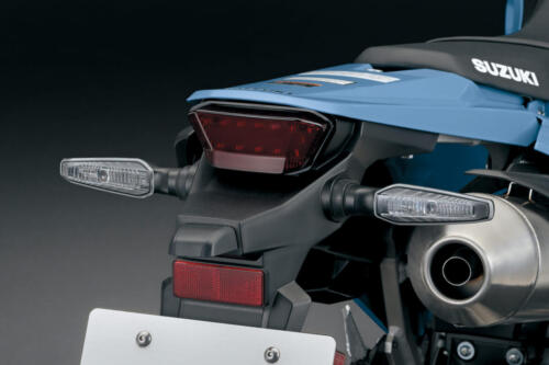 DR-Z400SMRLM5_Rear_combination_light_OFF