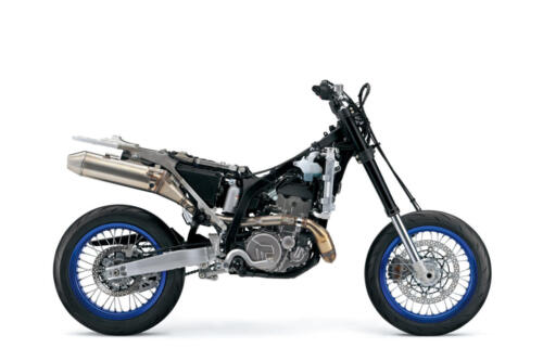 DR-Z400SMRLM5_strip_Rside