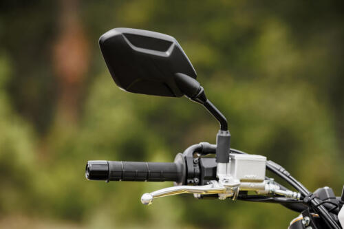 DR-Z400SRJM5_action_8