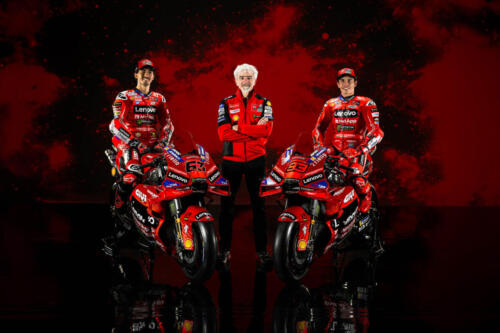 Dall_39_Igna - Bagnaia - Marquez_UC738789_High