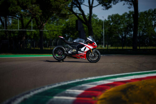 Ducati Panigale V2 Superquadro Final Edition (69)