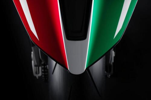 Ducati Panigale V4 Tricolore - 2025 (2)