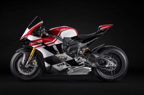 Ducati Panigale V4 Tricolore - 2025 (34)