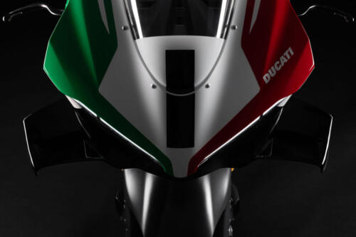 Ducati Panigale V4 Tricolore - 2025 (70)