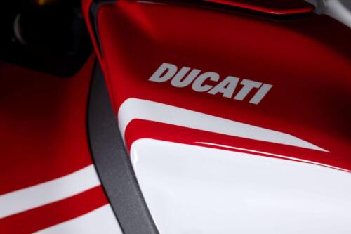 Ducati Panigale V4 Tricolore - 2025 (9)