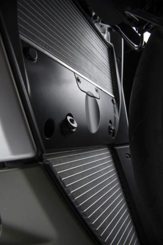 Ducati Streetfighter V2 Storm Green (14)