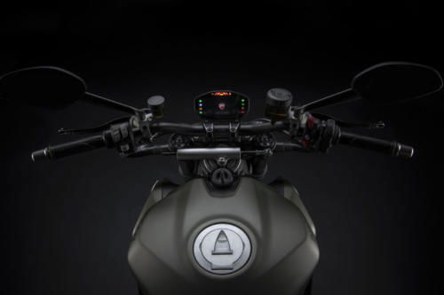 Ducati Streetfighter V2 Storm Green (27)