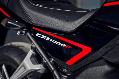 26YM Honda CB1000F