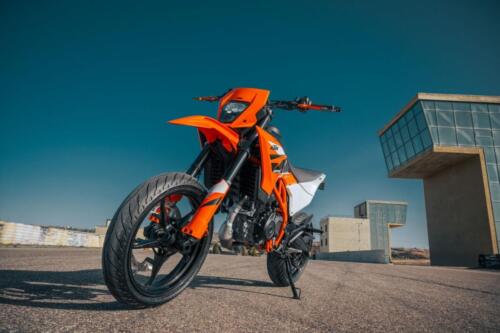 KTM 125 SMC R (15)