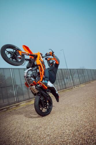 KTM 125 SMC R (3)