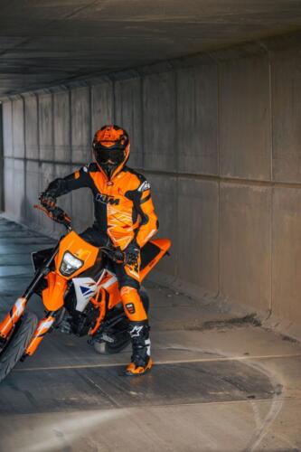 KTM 390 SMC R (1)