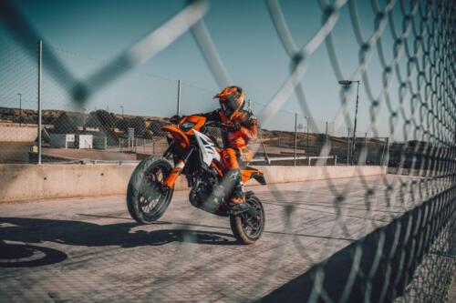 KTM 390 SMC R (12)
