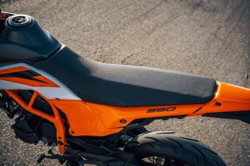 KTM 390 SMC R (76)