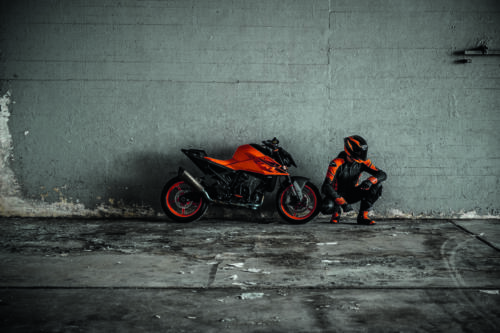 KTM 990 Duke - 2024 (18)
