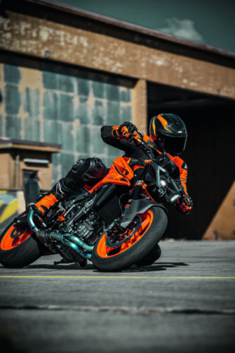 KTM 990 Duke - 2024 (19)