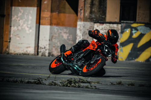 KTM 990 Duke - 2024 (21)