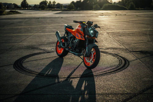 KTM 990 Duke - 2024 (3)