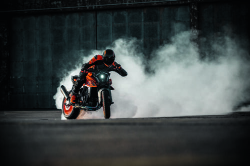 KTM 990 Duke - 2024 (31)