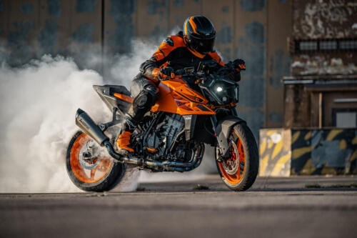 KTM 990 Duke - 2024 (41)