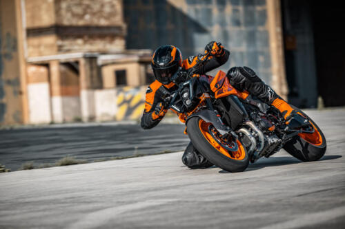 KTM 990 Duke - 2024 (52)