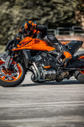 KTM 990 Duke - 2024 (53)
