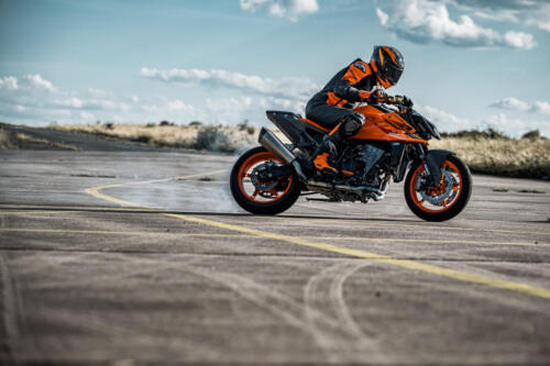 KTM 990 Duke - 2024 (57)