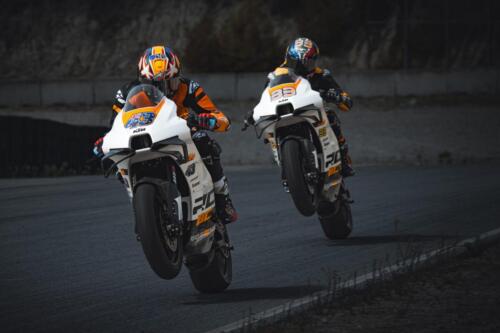KTM RC 8C - 2024 (12)