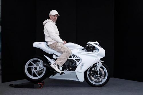 MV Agusta Superveloce Arsham (2)
