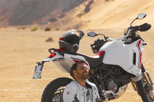 MY22_Ducati_Desert_X_154_UC356381_High